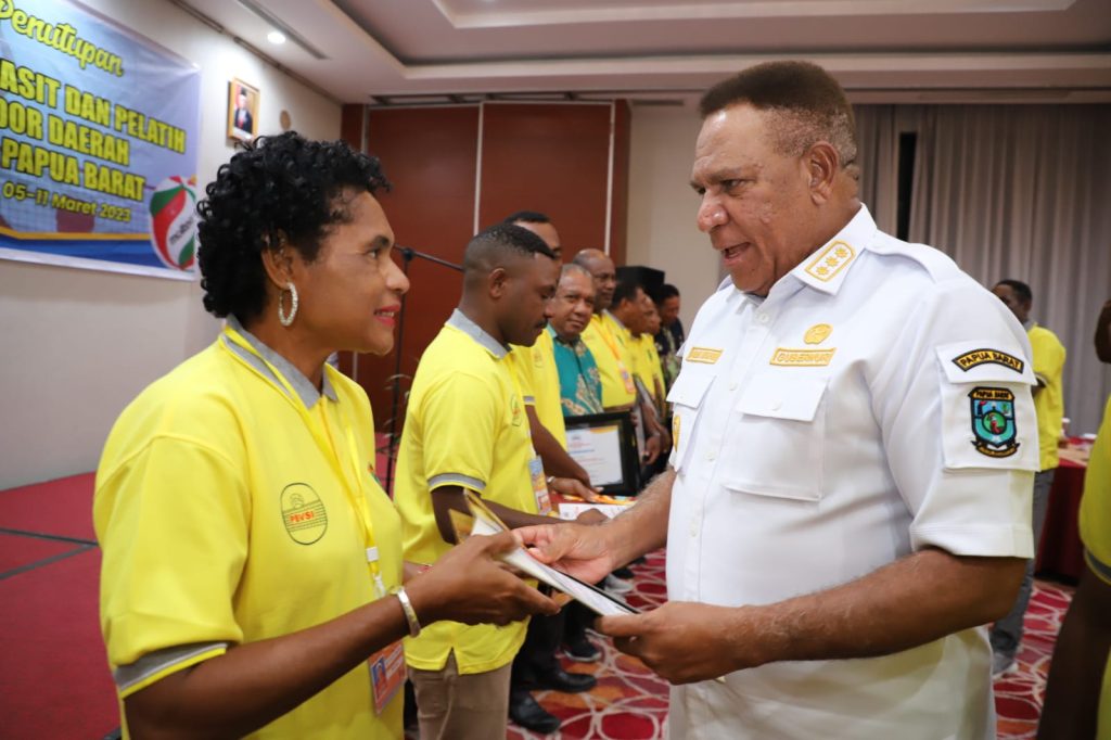 Penataran Wasit dan Pelatih Voli Indoor Berakhir, Waterpauw: Utamakan Profesionalitas