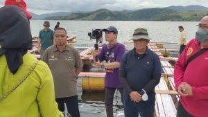 Pj Bupati Jayapura Kunker ke Usaha Keramba Jaring Apung di Waibu