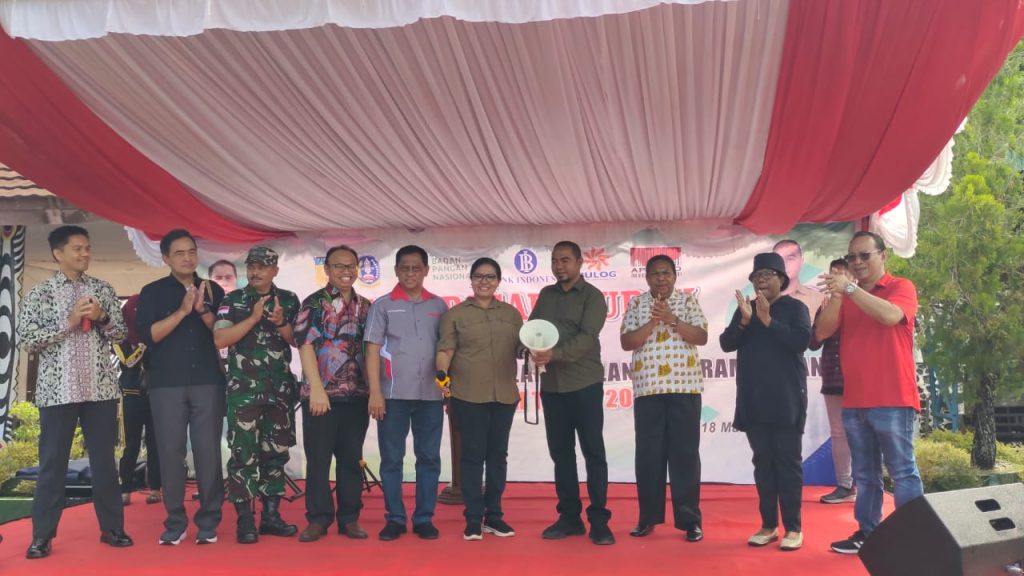 Kendalikan Inflasi, TPID Papua dan Kabupaten Jayapura Gelar Pasar Murah
