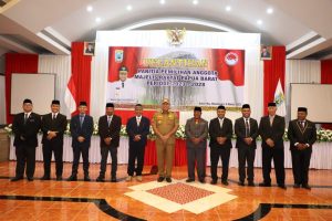 Waterpauw Lantik Panitia Pemilihan Anggota MRPB