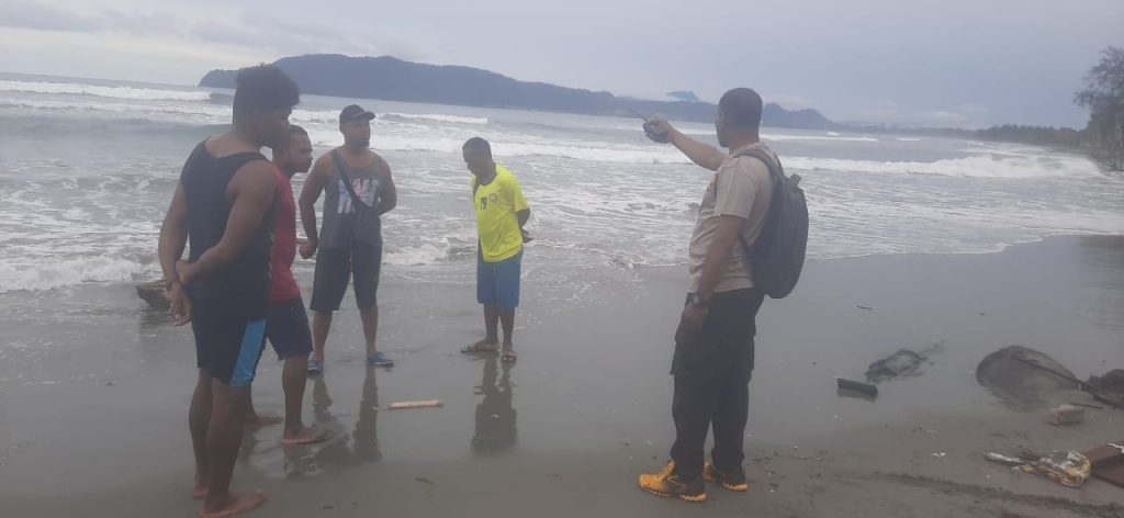 Tim Gabungan Lakukan Pencarian Orang Tenggelam saat Mencari Ikan di Holtekamp