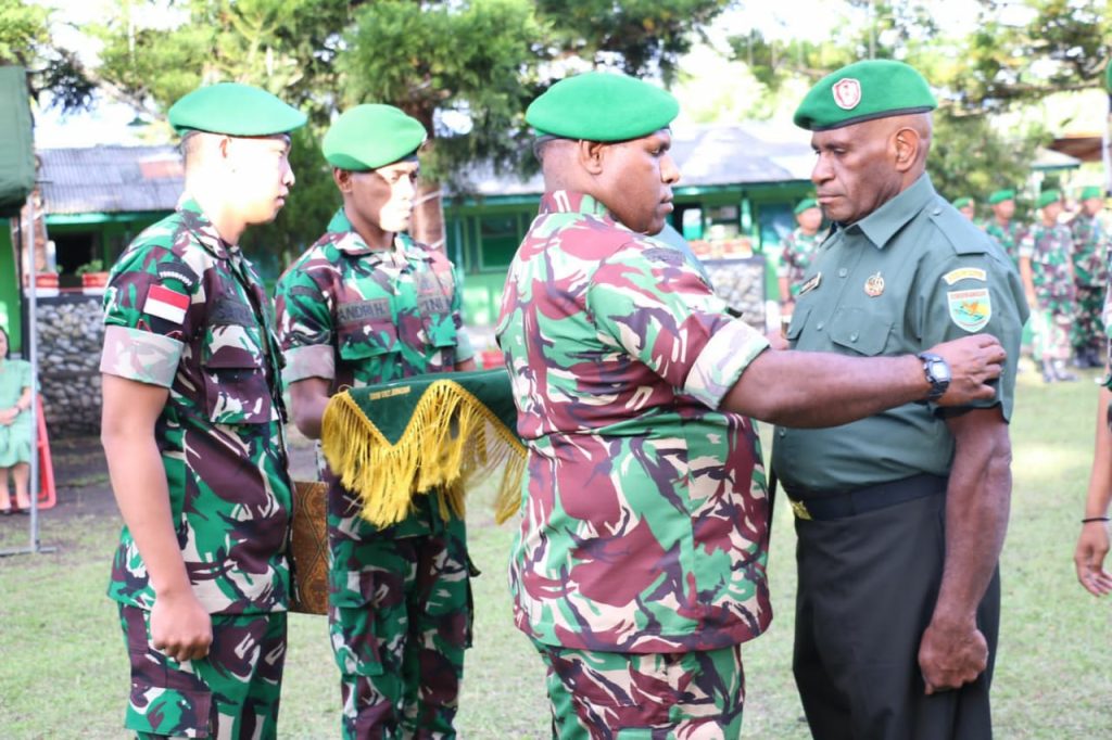 Dandim 1702/JWY Pimpin Upacara Corp Raport Kenaikan Pangkat