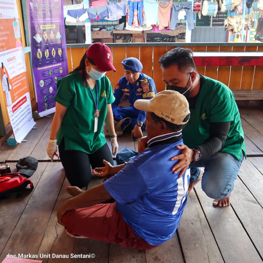 Dit Polair Polda Papua Bersama Tim doctorSHARE Berikan Pelayanan Medis kepada Masyarakat