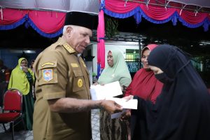 Safari Ramadan di Kaimana, Gubernur Waterpauw: Kader Posyandu Berperan Cegah Stunting