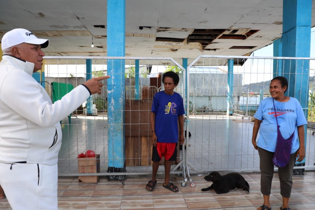 Gubernur Waterpauw Sidak di PPI Pasar Sanggeng