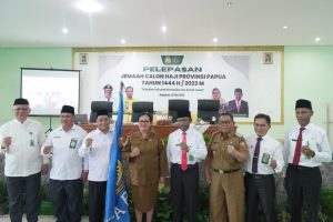 Pemprov Papua Lepas 1.028 Calon Jemaah Haji ke Tanah Suci