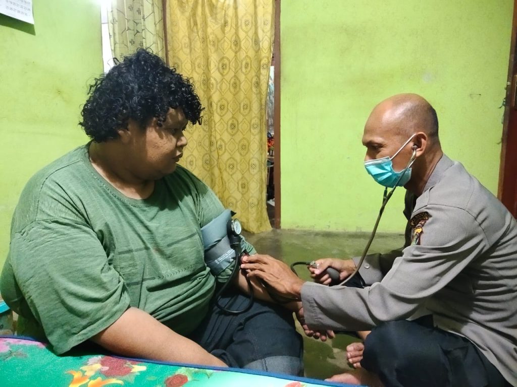 Tim Keladi Sagu Rasaka Cartenz Keliling Kota Jayapura Ajak Warga Hidup Sehat