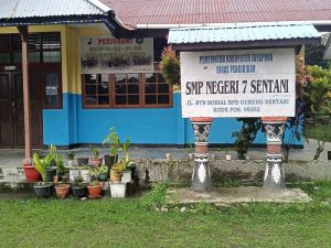 Pemkab Jayapura Belum Bayar Ganti Rugi, Pemilik Tanah Ancam Palang SMP Negeri 7 Sentani