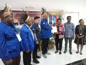 Daftar ke KPU, PAN Target 7 Kursi DPR Papua