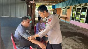 Tim Keladi Sagu Polresta Jayapura Kota Temukan Penderita ISPA di Pasir II