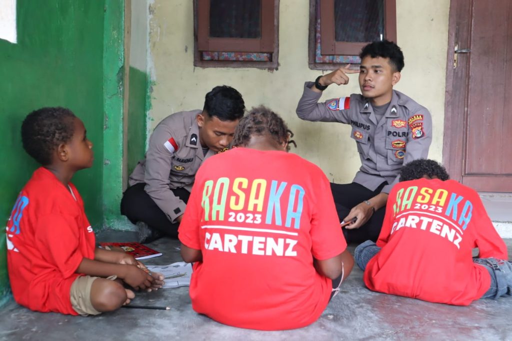 Melalui Program Si Ipar Anak Putus Sekolah di Dekai Yahukimo Bisa Belajar