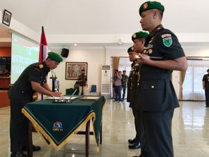 Dandim Yahukimo dan Kasiter Kasrem  172/PWY Diserahterimakan