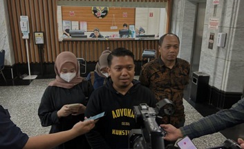 Kuasa Hukum Klarifikasi Berita Plt Bupati Mimika Johannes Rettob Dinonaktifkan