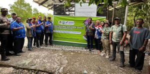 Pertamina Patra Niaga Regional Papua Maluku Tanam Anggrek Larat di Desa Adaut Kepulauan Tanimbar