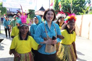 Pj Ketua PKK Papua Barat, Ny Roma Megawanty: Makanan Bergizi Penting untuk Generasi Emas