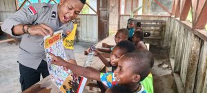 Si-Ipar Beri Akses Belajar Anak-anak Putus Sekolah di Kampung Delpel Nduga