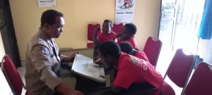 Program Si Ipar Tingkatkan Semangat Belajar Anak-anak di Ilaga Puncak