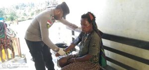 Tim Kesehatan Polri Melayani Warga Hingga Yokatapa Intan Jaya