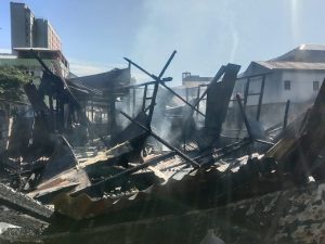 Dua Petak Rumah Di Entrop Terbakar, Diduga Korsleting