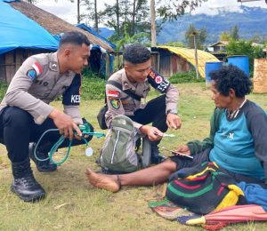 Tim Keladi Sagu Rasaka Cartenz Berikan Layanan Kesehatan Gratis di Pedalaman Papua Tengah