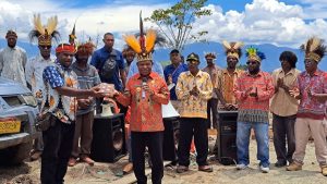 Pj Gubernur Papua Pegunungan Letakan Batu Pertama Gereja Katolik Pumo Musalfak