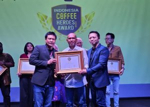 Kembangkan Kopi Amungme, PT FI Raih Penghargaan Indonesia Coffee Heroes Award 2023