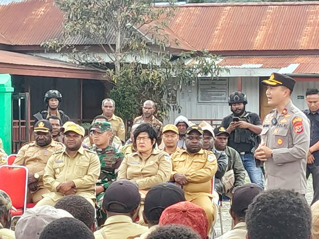 Selain Difasilitasi untuk Kembali, Warga Serambakon Dapat Bantuan Bama