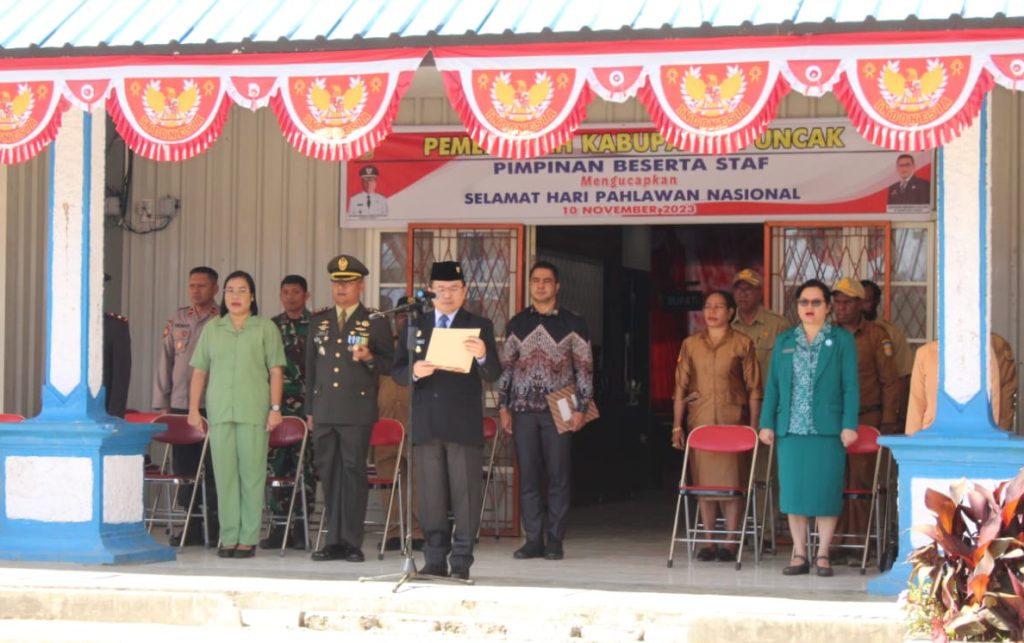 PJ Bupati Darwin Tobing, Pimpin Peringatan Hari Pahlawan di Puncak