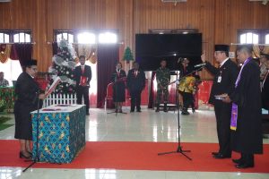 Anwar Harun Damanik Kembali Dilantik Menjadi Penjabat Sekda Papua Tengah