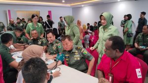 Sambut Hari Juang Kartika 2023, TNI-Polri di Tanah Papua Gelar Donor Darah