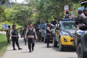 Jelang Pemilu, TNI-Polri  Patroli ke Distrik Terjauh di Lany Jaya