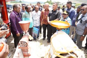 Ribka Haluk: Uang Harus Berputar di Papua Tengah