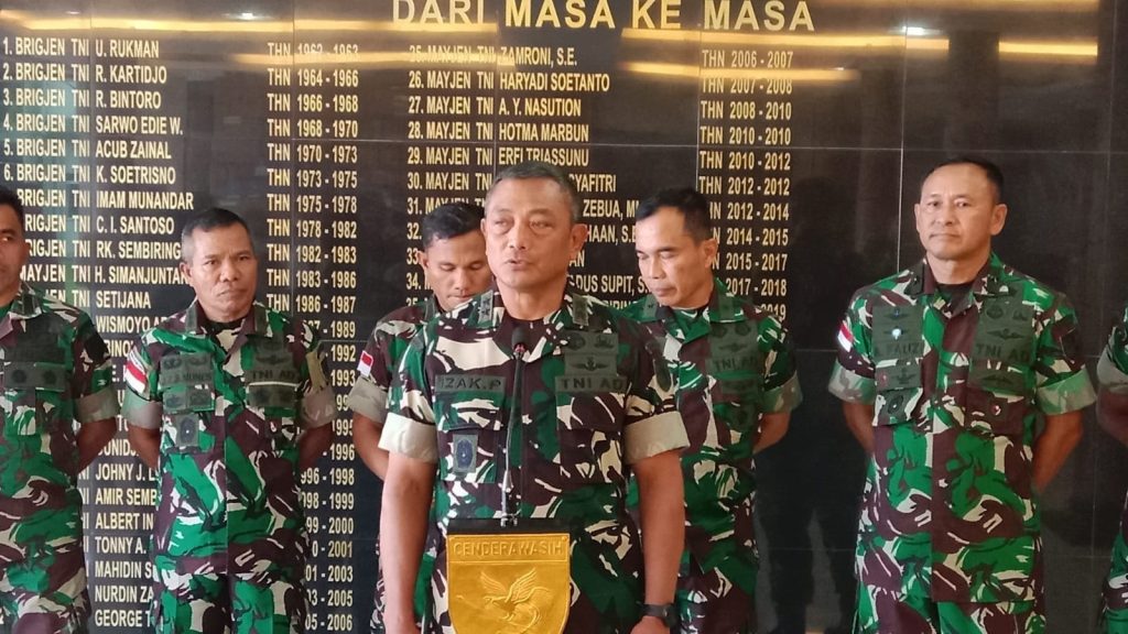 Akui Prajurit TNI Siksa Warga Papua, Pangdam Minta Maaf