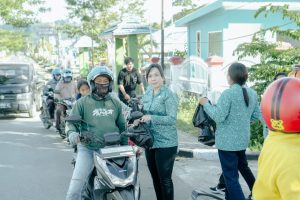 TP PKK Papua Tengah Bagikan 200 Paket Takjil