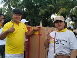 Suka Cita Pemilik Nasi Kuning Mandra Bawa Pulang Kulkas