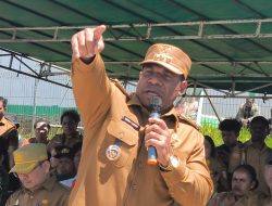PJ Bupati Puncak Sesalkan Pembakaran Gedung Sekolah Menegah Atas (SMAN) Sinak