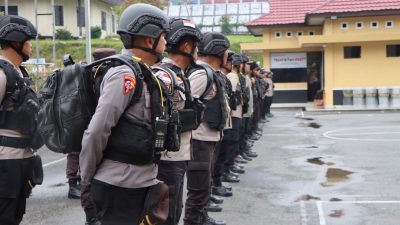 Polda Papua Melalui Polres Puncak Jaya Apel Kesiapan Pengecekan Perlengkapan Pengamanan TPS