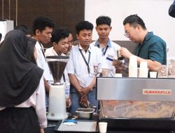KPw BI Papua Bersinergi dengan Komunitas Kopi Latih 50 Siswa SMK Kompetensi Barista
