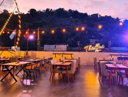 Sensasi Spot Foto di Thullus Sky Bar SIP Azana Hotel Jayapura