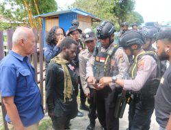 Lagi, Puluhan Sajam Diamankan Polisi Saat Razia di Wamena