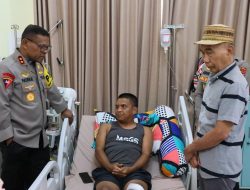 Kapolda Irjen Pol Patrige R Kunjungi Bripka Arif Hidayat Korban Aniaya OTK di Puncak Jaya