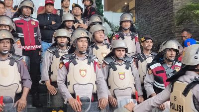 Pleno Rekapitulasi Suara Pilkada Kota Jayapura Ricuh