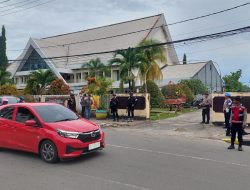 Jamin Keamanan Jelang Tahun Baru, Tim Patroli Polda Papua Sambangi Gereja-Gereja