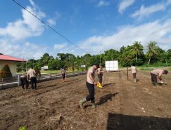 Polsek Bonggo Tanam Jagung dan Kacang Tanah, Dukung Ketahan Pangan
