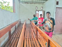 Mengangkat Potensi Pengolahan Kayu di Kampung Ampas Melalui Usaha Mebel “Kumea”