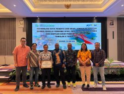 Pegunungan Bintang Terima Penghargaan sebagai Penyetor Iuran BPJS Terbaik