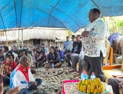 Kunjungan Kerja ke Silo Karno Doga, Bupati Jayawijaya Bantu 12 Ton Beras