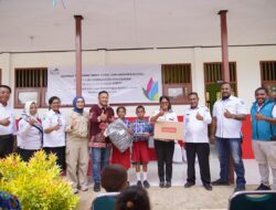 PLN Hadirkan Pojok Baca di 16 Sekolah Raja Ampat