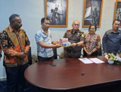 Kejari Jayawijaya Berhasil Kembalikan Uang Perkara Korupsi Senilai Rp 315 Juta