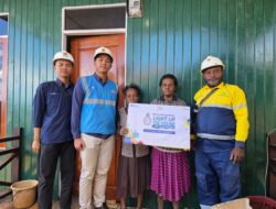 Kado Natal: PLN Wujudkan Mimpi 27 Keluarga Papua Mendapat Listrik